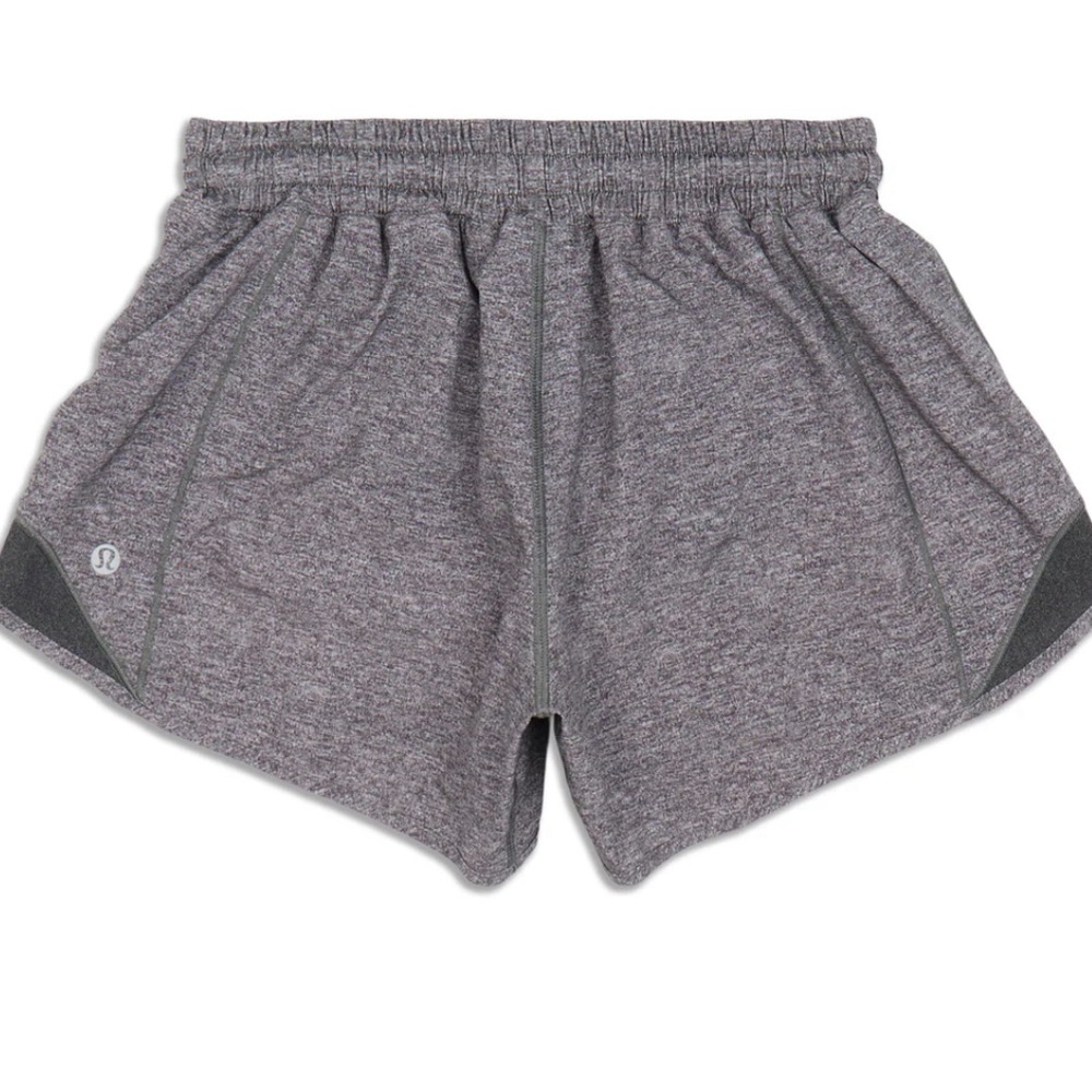 Lululemon Hotty Hot Shorts 2.5
